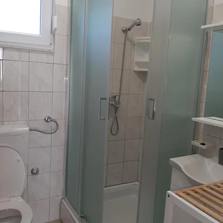 Sea Ya - Two Apartments House With Heated Pool - 150M From Beach Zaglavice