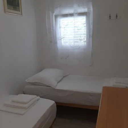 Sea Ya - Two Apartments House With Heated Pool - 150M From Beach * Zaglavice