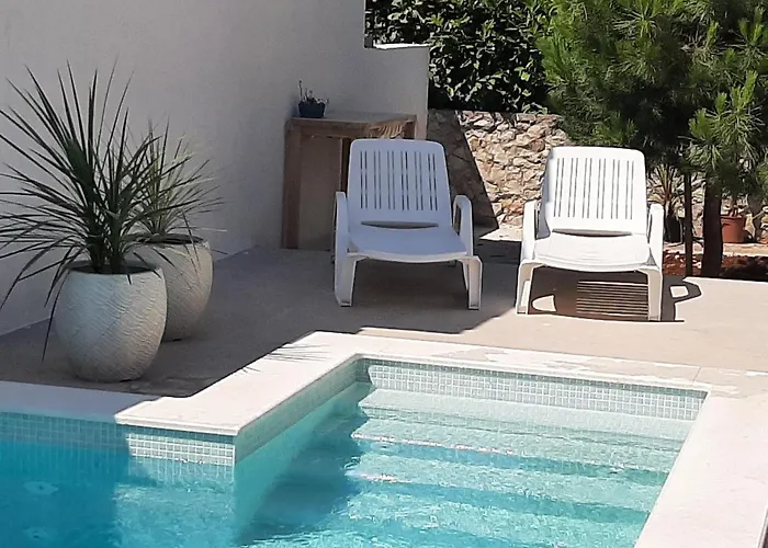Sea Ya - Two Apartments House With Heated Pool - 150M From Beach דירה