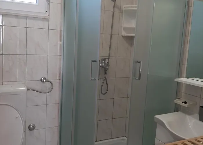 Sea Ya - Two Apartments House With Heated Pool - 150M From Beach Zaglavice