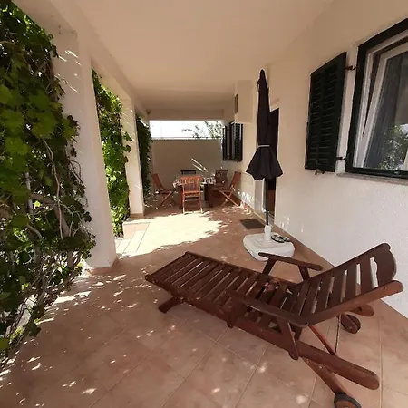 Apartment Sea Ya - Two House With Pool - 200m From