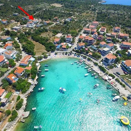 Sea Ya - Two Apartments House With Heated Pool - 150M From Beach *