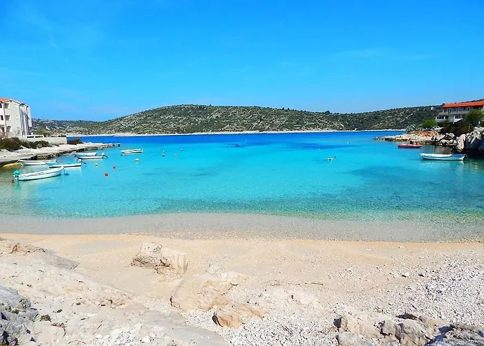 Sea Ya - Two Apartments House With Heated Pool - 150M From Beach Appartement Zaglavice