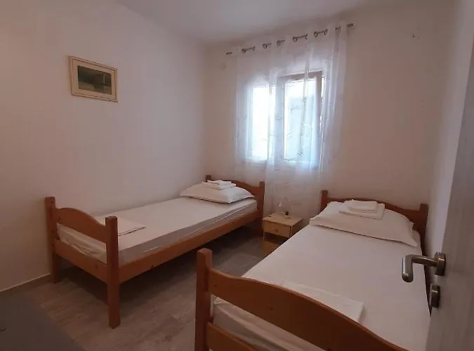 Sea Ya - Two Apartments House With Heated Pool - 150M From Beach Zaglavice