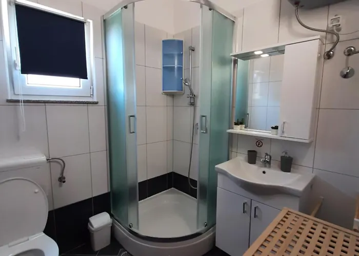 Sea Ya - Two Apartments House With Heated Pool - 150M From Beach * Zaglavice