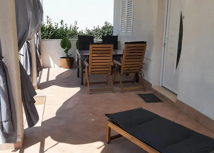 Sea Ya - Two Apartments House With Heated Pool - 150M From Beach Appartement *