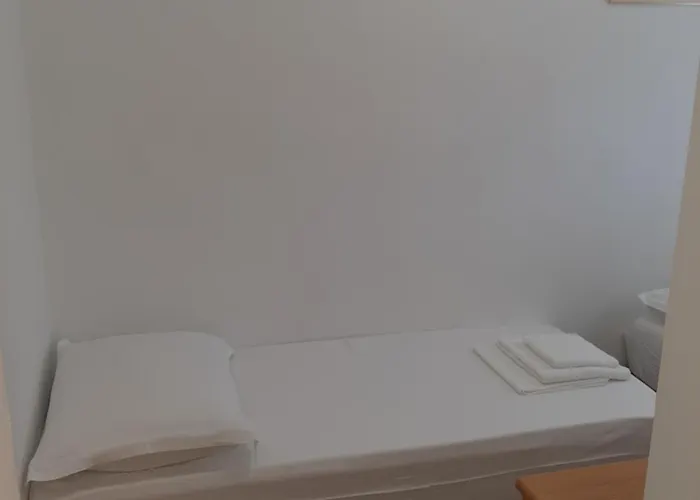 Sea Ya - Two Apartments House With Heated Pool - 150M From Beach * Zaglavice